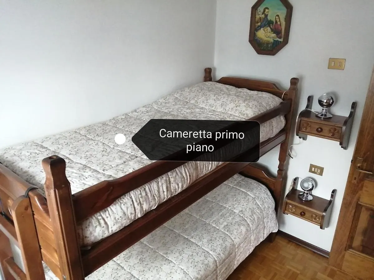Residenze Dolomitiche La Casa Di Montagna Apartment Pozzale Italy